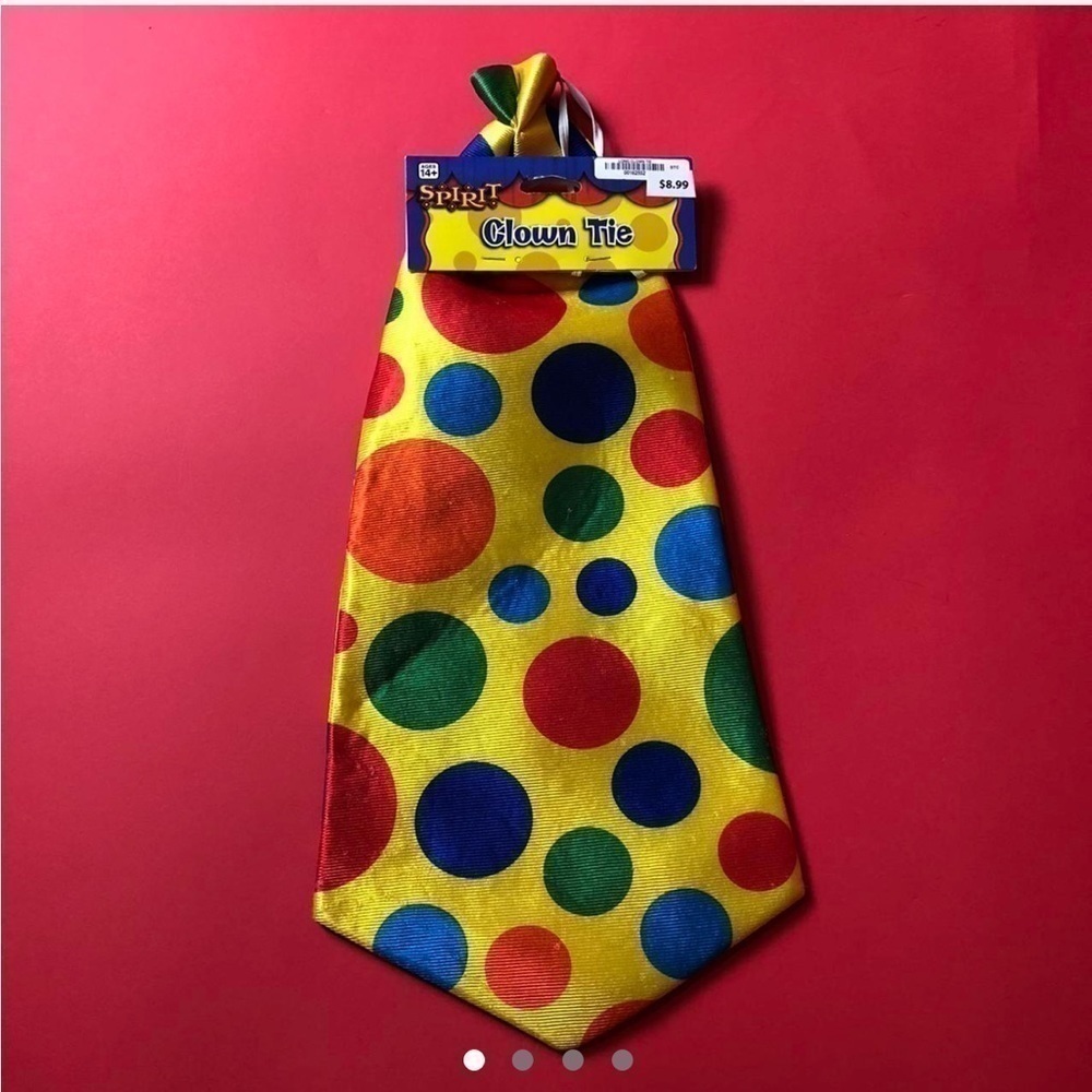 Rainbow yellow polkadot oversized clown
tie♥️💛